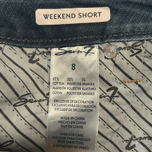 Seven7 Fray Hem Stretch Comfort Weekend Shorts Size 8. NWT. - Picture 12 of 13